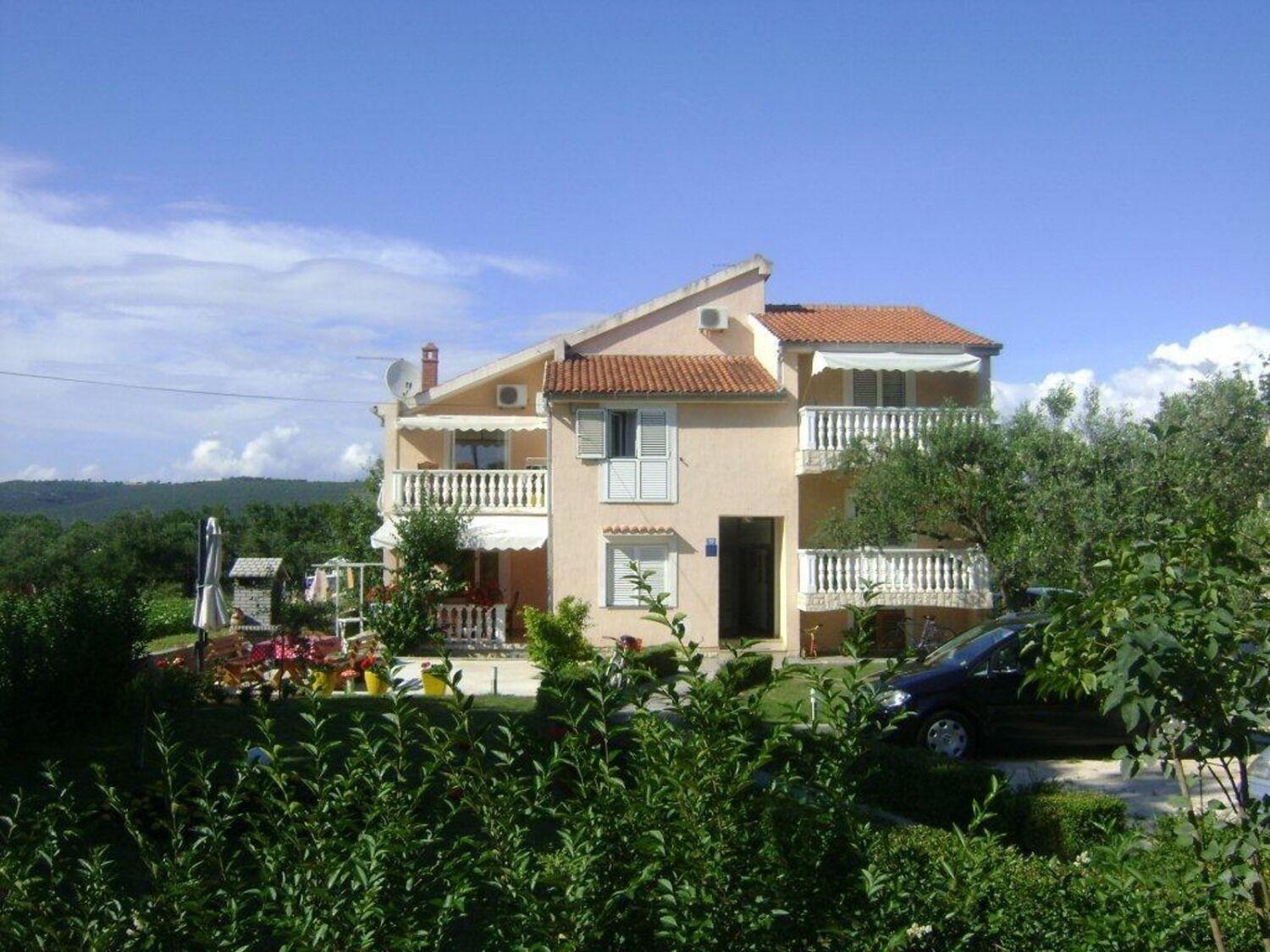Apartments Darko - 30 M From Beach Сукошан Экстерьер фото